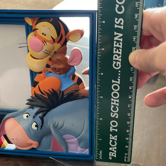 Winnie the Pooh and friends picture frame, 8 3/4 “ by 6 1/2”. - Picture 7 of 13